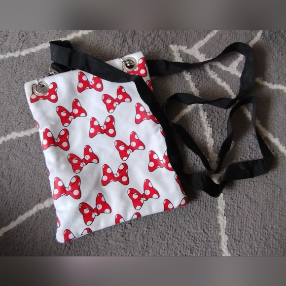 Disney Minnie Mouse Crossbody Purse EUC - Picture 8 of 16